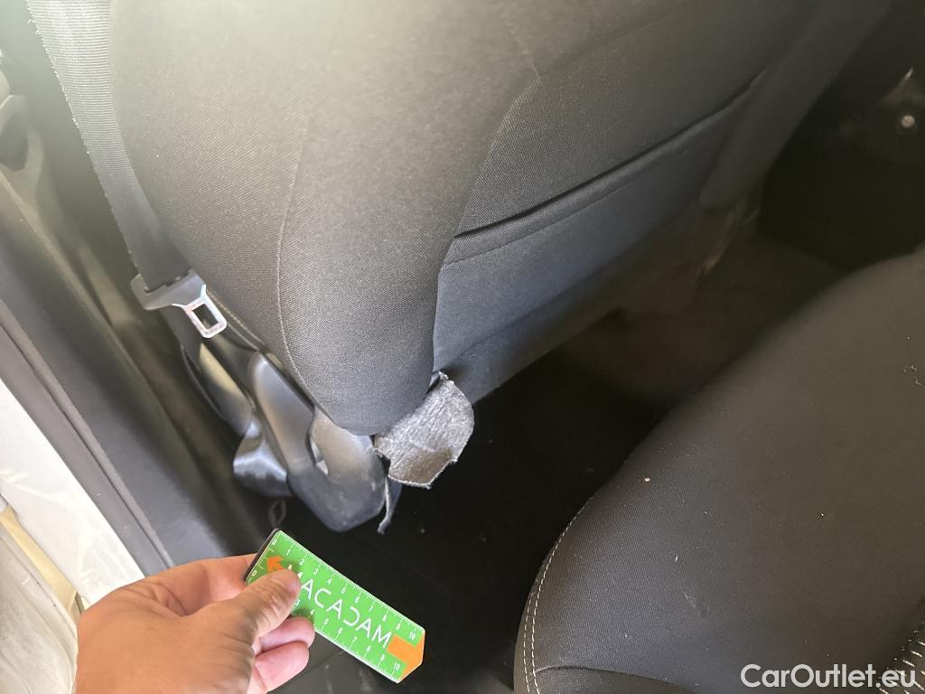  Peugeot  208 PEUGEOT  / 2015 / 5P / Berline &BLUEHDI 100 €6.c S&S ALLURE BUSINESS #21