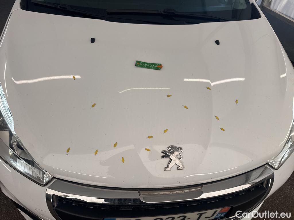  Peugeot  208 PEUGEOT  / 2015 / 5P / Berline &BLUEHDI 100 €6.c S&S ALLURE BUSINESS #8