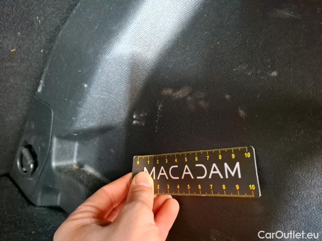  Peugeot  2008 PEUGEOT  / 2019 / 5P / Crossover BLUEHDI 130 S&S EAT8 GT PACK #8