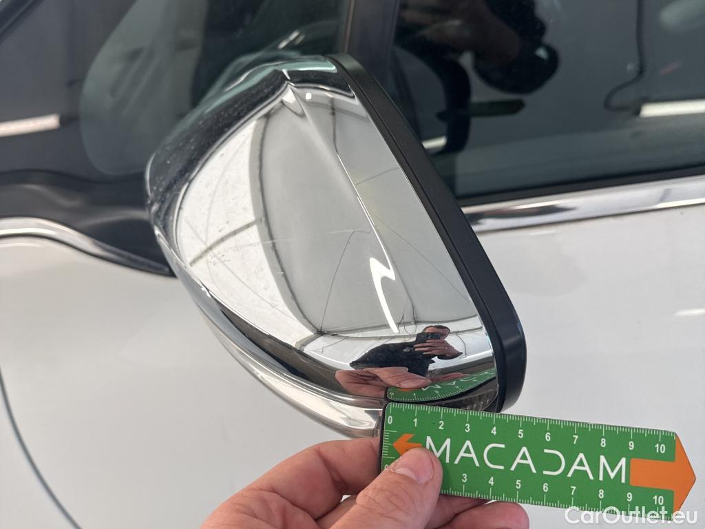  Peugeot  208 PEUGEOT  / 2015 / 5P / Berline &BLUEHDI 100 €6.c S&S ALLURE BUSINESS #26