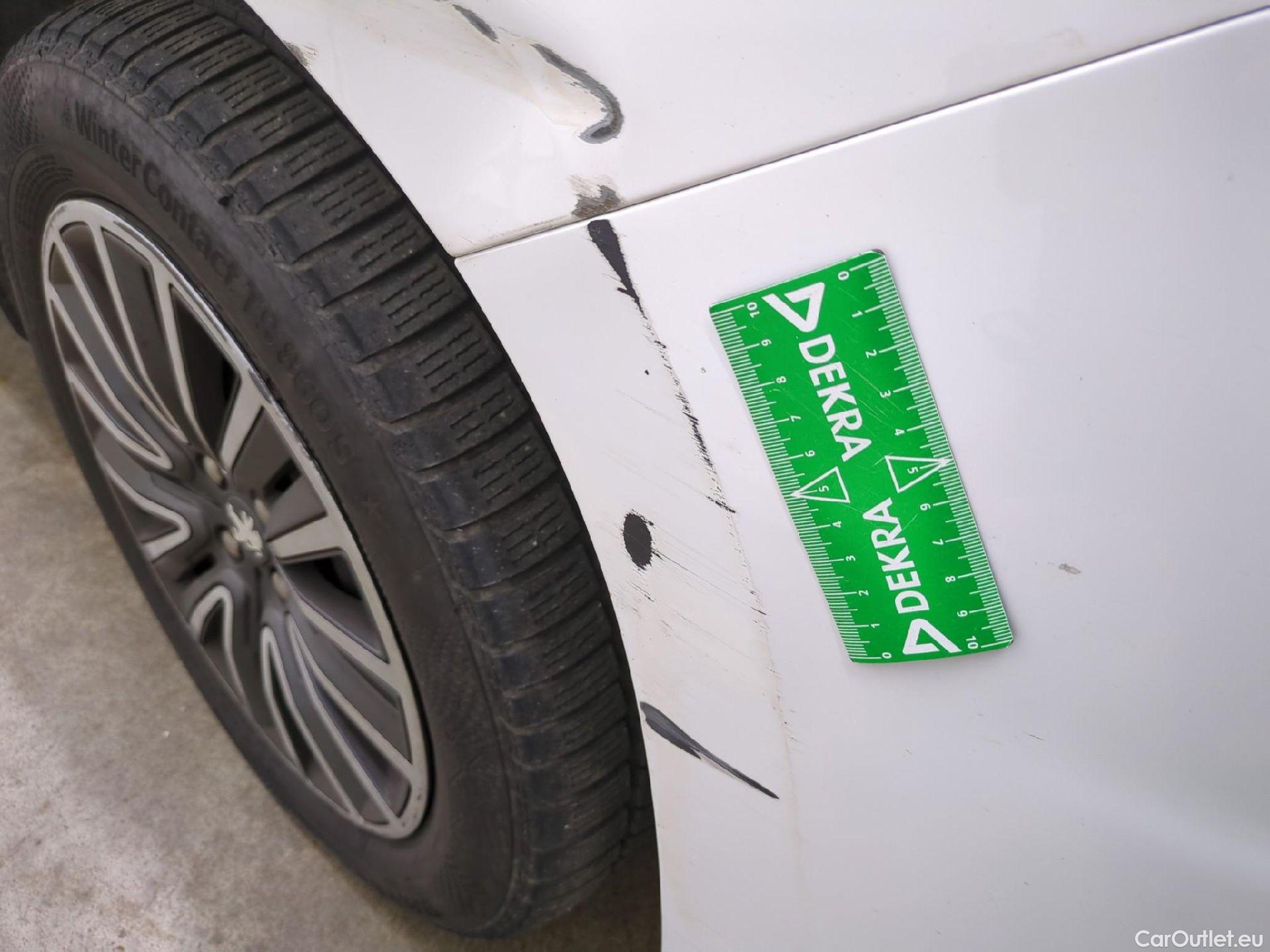  Peugeot  2008  Active Business 1.5 HDi 100CV BVM5 E6dT #50