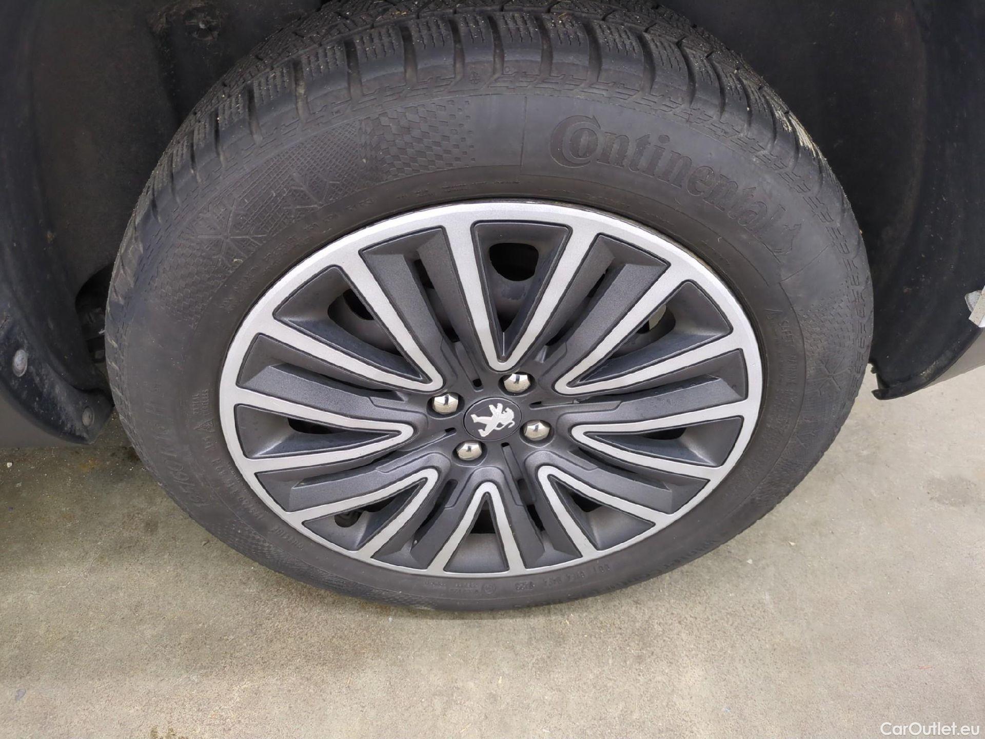  Peugeot  2008  Active Business 1.5 HDi 100CV BVM5 E6dT #29