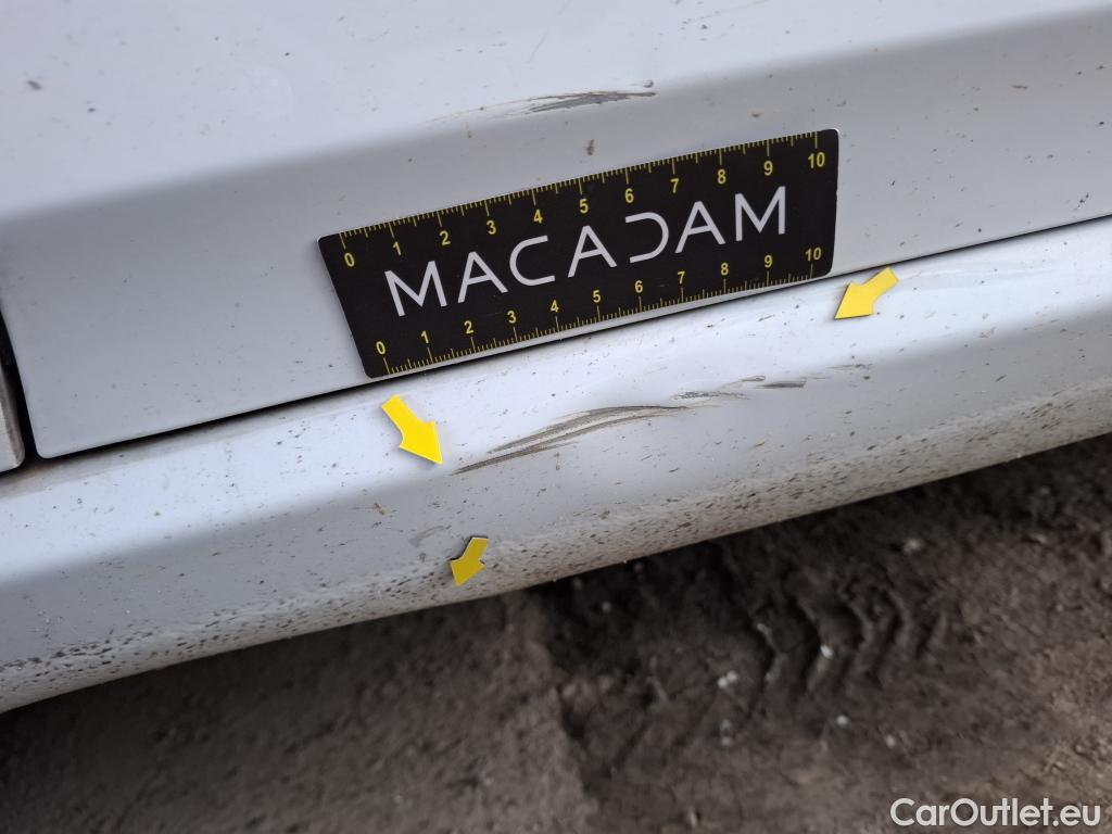  Renault  Megane RENAULT Mégane Société / 2020 / 5P / Berline Air Nav réversible Blue dCi 115 - 21N #9