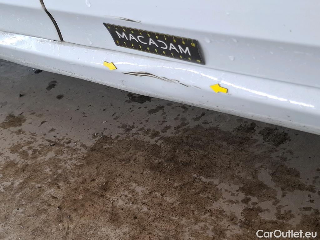  Renault  Megane RENAULT Mégane Société / 2020 / 5P / Berline Air Nav réversible Blue dCi 115 - 21N #5