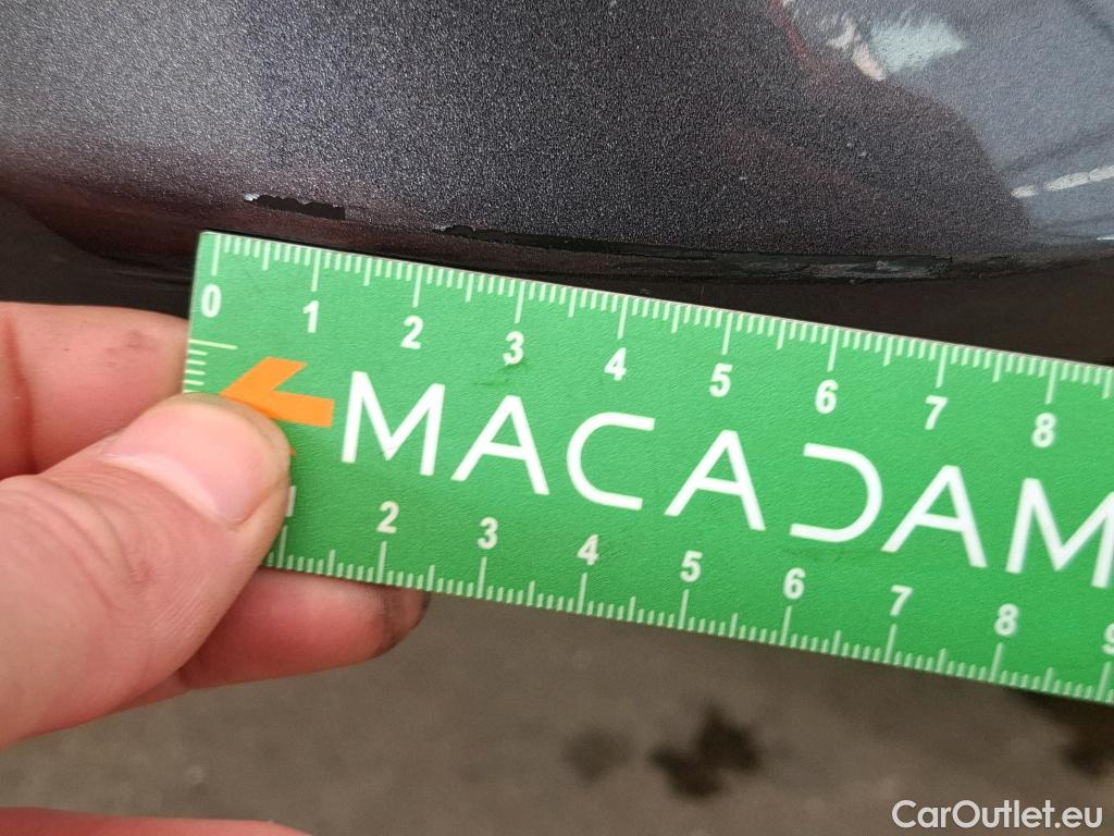  Toyota  Yaris TOYOTA  Hybride / 2019 / 5P / Berline Hybride 114h France Business #13