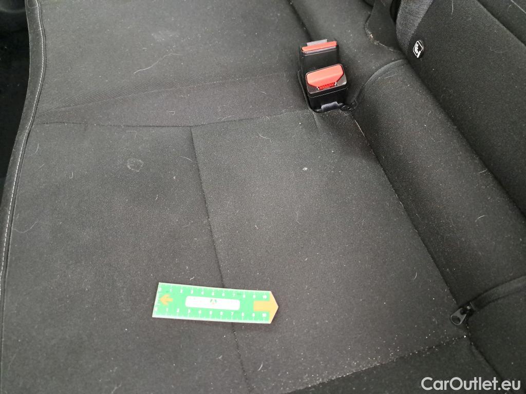  Renault  Captur  II Zen 1.0 TCe 90CV BVM6 E6d #40