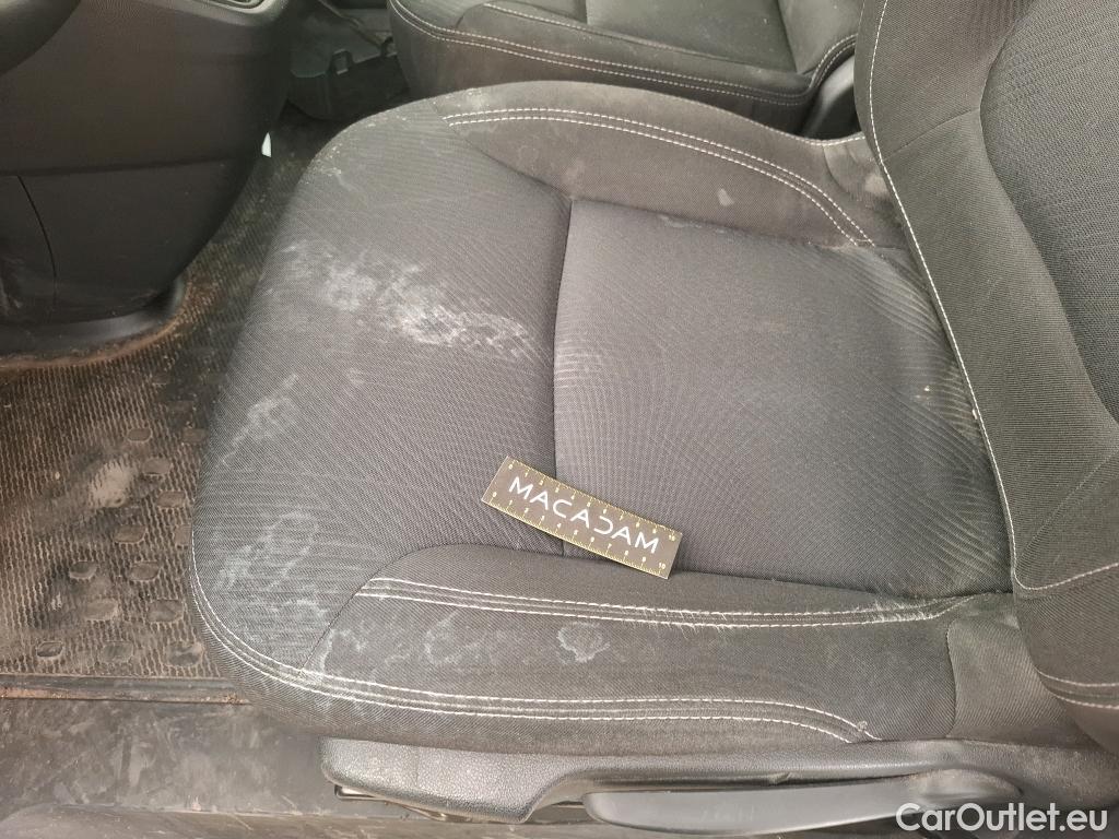  Renault  Trafic  Fourgon L2H1 3T Grand Confort 2.0 dCi 130CV BVM6 E6d #22