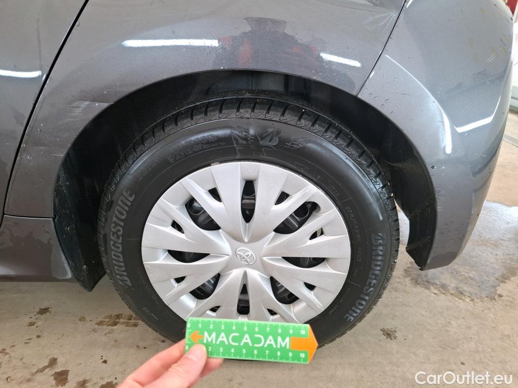  Toyota  Yaris TOYOTA  Hybride / 2019 / 5P / Berline Hybride 114h France Business #43