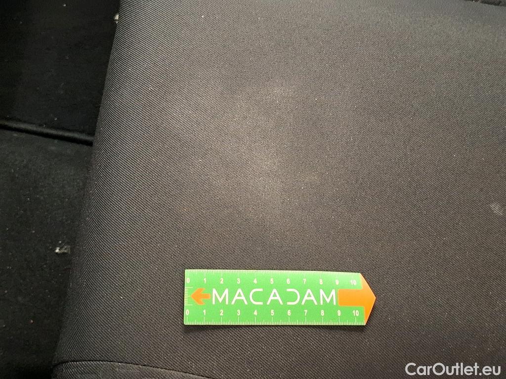  Toyota  Yaris TOYOTA  Hybride / 2019 / 5P / Berline Hybride 114h France Business #52