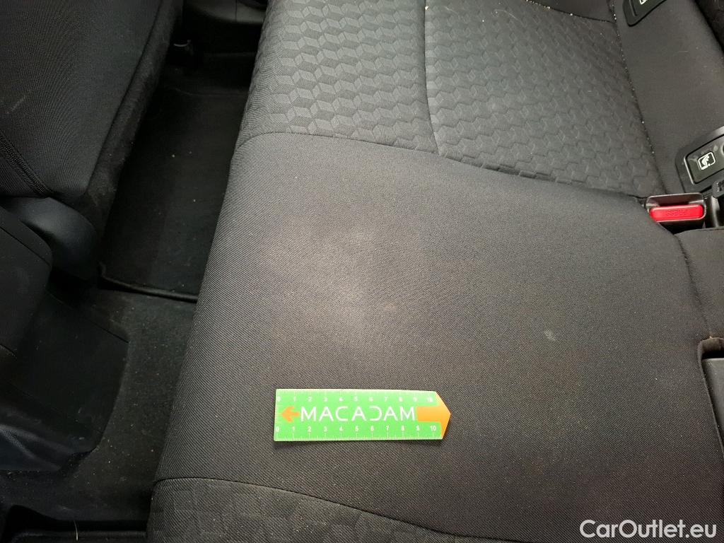  Toyota  Yaris TOYOTA  Hybride / 2019 / 5P / Berline Hybride 114h France Business #51