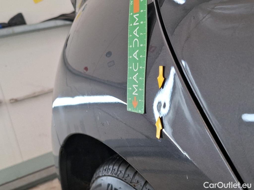  Toyota  Yaris TOYOTA  Hybride / 2019 / 5P / Berline Hybride 114h France Business #34