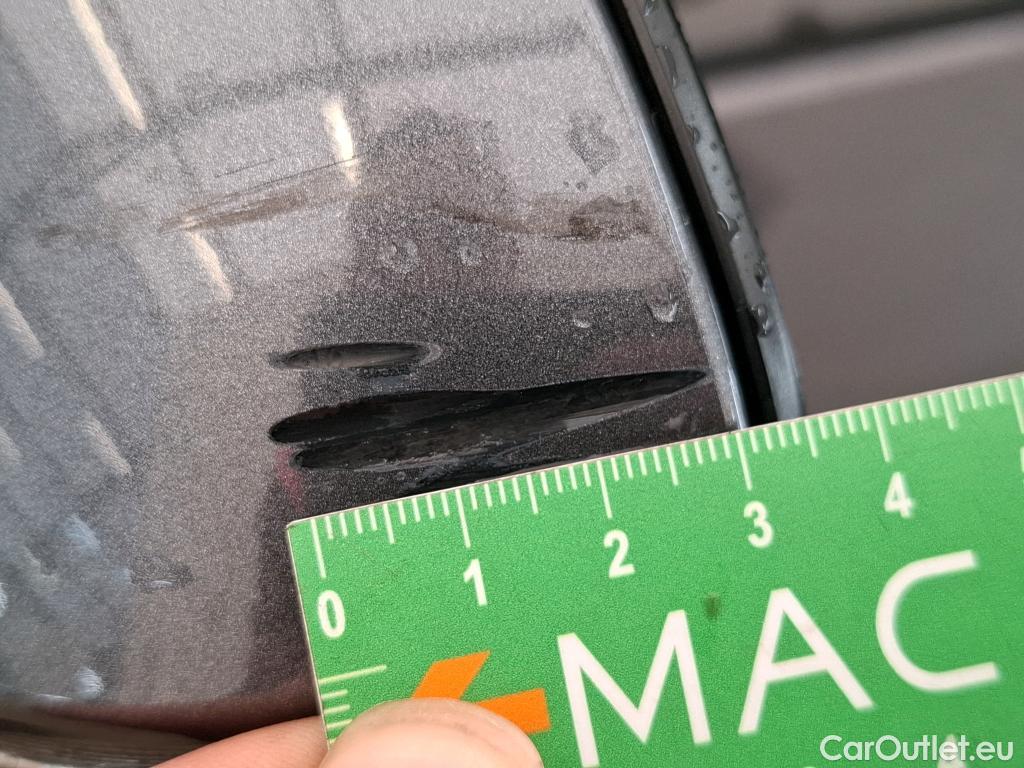  Toyota  Yaris TOYOTA  Hybride / 2019 / 5P / Berline Hybride 114h France Business #49