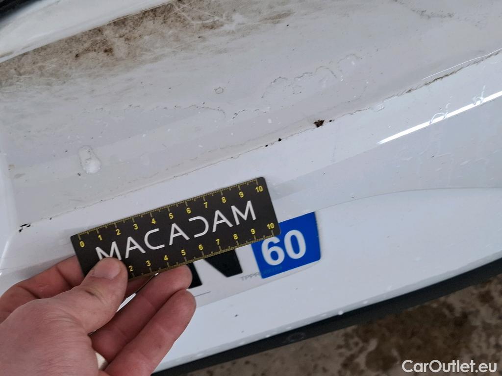  Renault  Megane RENAULT Mégane Société / 2020 / 5P / Berline Air Nav réversible Blue dCi 115 - 21N #24