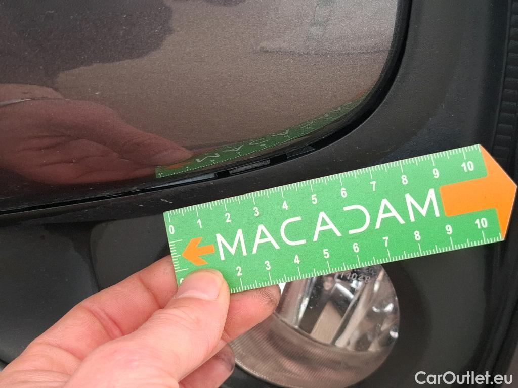  Toyota  Yaris TOYOTA  Hybride / 2019 / 5P / Berline Hybride 114h France Business #59