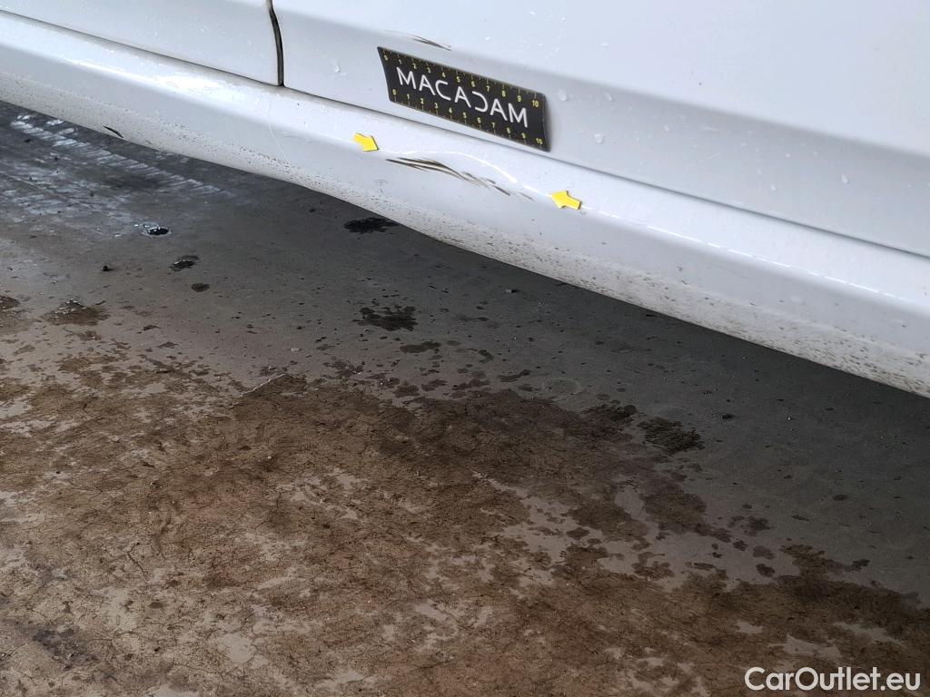  Renault  Megane RENAULT Mégane Société / 2020 / 5P / Berline Air Nav réversible Blue dCi 115 - 21N #3