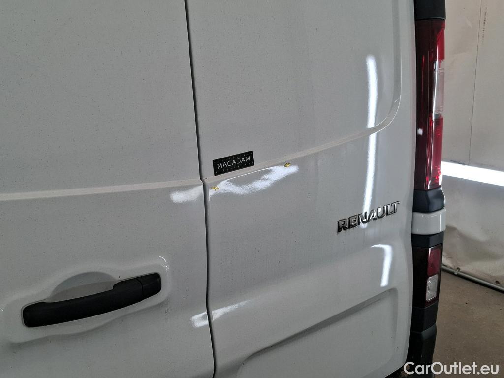 Renault  Trafic  Fourgon L2H1 3T Grand Confort 2.0 dCi 130CV BVM6 E6d #17