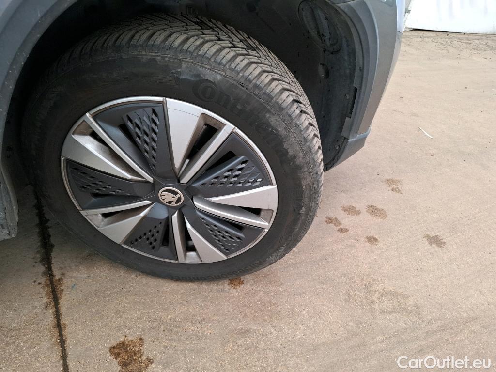  Skoda  Karoq SKODA  / 2022 / 5P / SUV 1.5 TSI 150ch ACT DSG7 Business #36