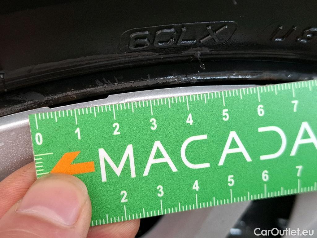  Toyota  Yaris TOYOTA  Hybride / 2019 / 5P / Berline Hybride 114h France Business #45