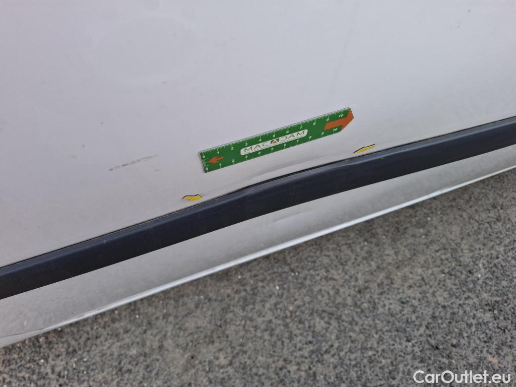  Renault  Kangoo  Express Maxi Extra (Série Spéciale) 1.5 #4