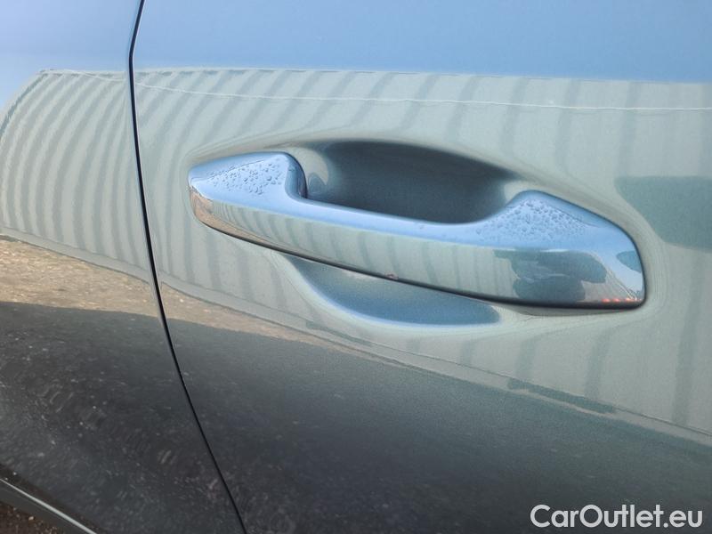  KIA  Cee'd Ceed  (CD) (2018->) Ceed SW 1.5 T-GDI 118 Top #13