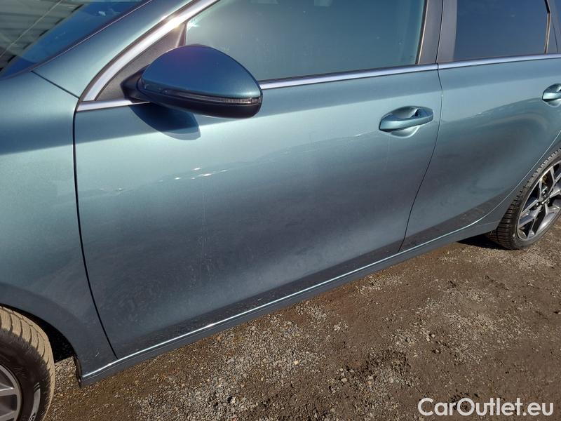  KIA  Cee'd Ceed  (CD) (2018->) Ceed SW 1.5 T-GDI 118 Top #3