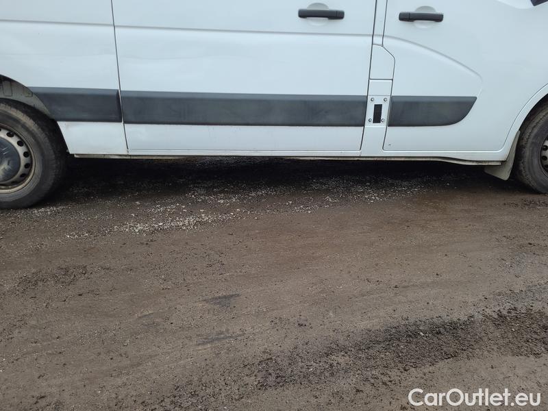  Opel  Movano  2 (2003) Mov.Van CDTI 135 3.5 L2H2 FWD #26