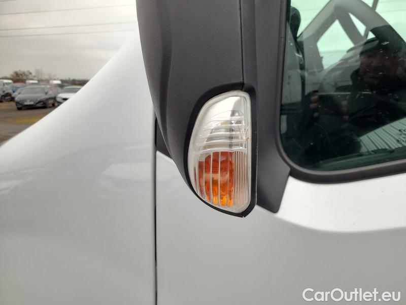  Opel  Movano  2 (2003) Mov.Van CDTI 135 3.5 L2H2 FWD #33