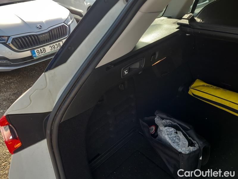  Renault  Megane  IV Estate  (2016)  GT 1.5dCi 115 Intens #20