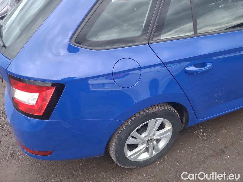  Skoda  Fabia  Combi (2015) Com.1.0TSI 70 Ambition 5d #38