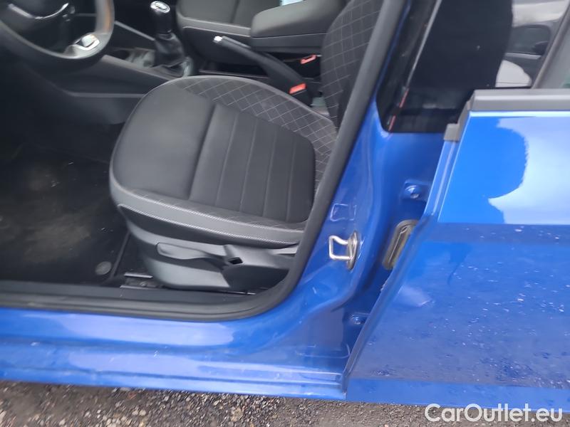  Skoda  Fabia  Combi (2015) Com.1.0TSI 70 Ambition 5d #17