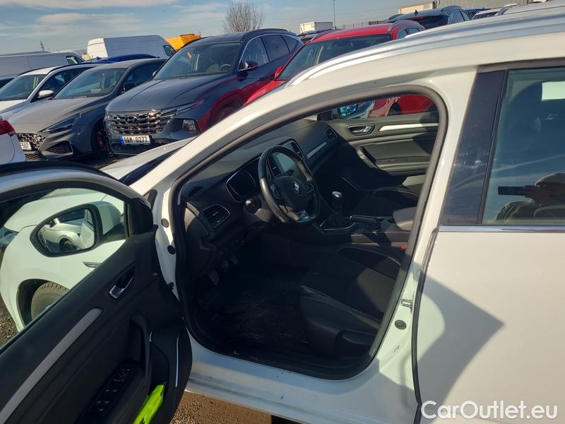  Renault  Megane  IV Estate  (2016)  GT 1.5dCi 115 Intens #9