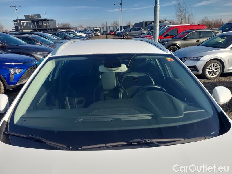  Renault  Megane  IV Estate  (2016)  GT 1.5dCi 115 Intens #1