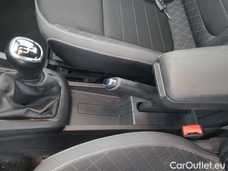  Skoda  Fabia  Combi (2015) Com.1.0TSI 70 Ambition 5d #14