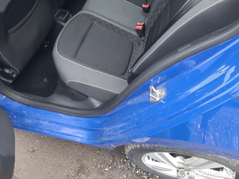  Skoda  Fabia  Combi (2015) Com.1.0TSI 70 Ambition 5d #21