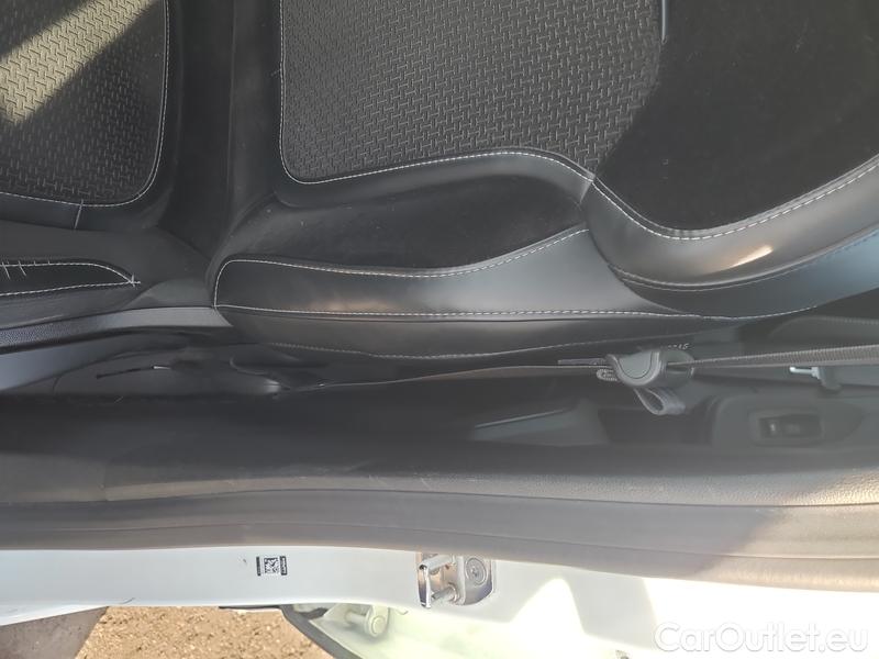  Renault  Megane  IV Estate  (2016)  GT 1.5dCi 115 Intens #8