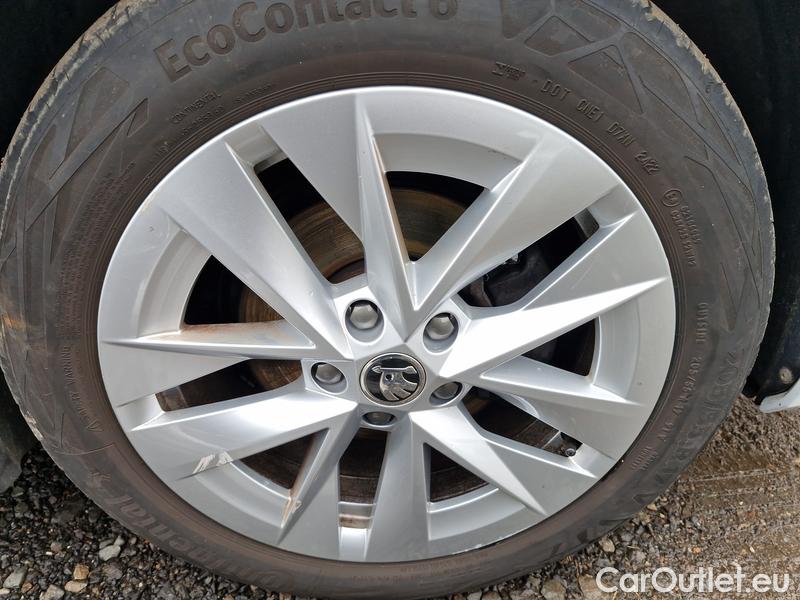  Skoda  Octavia  Combi (NX3)(2020) Oct.Combi 2.0TDI 85 Style #22