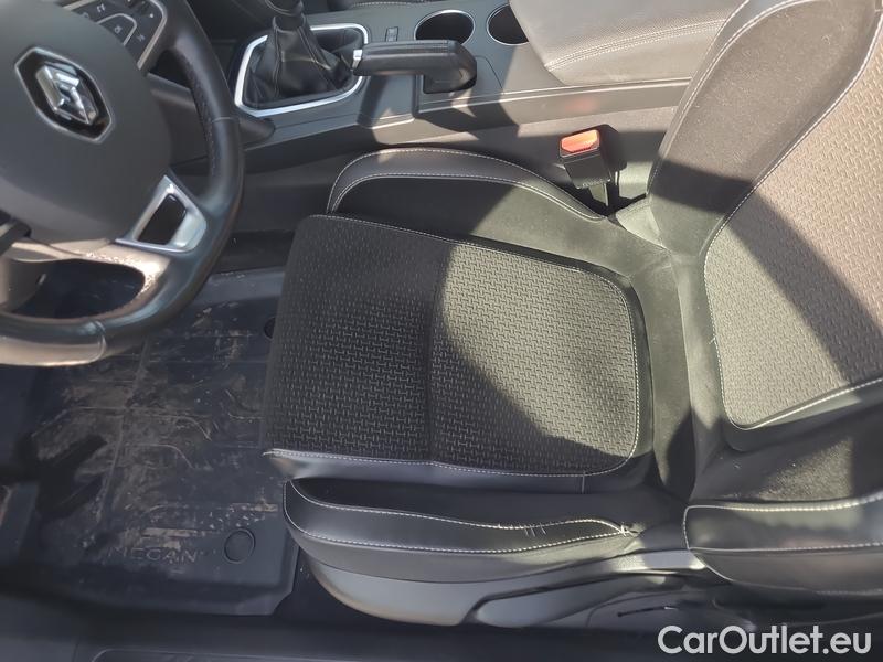  Renault  Megane  IV Estate  (2016)  GT 1.5dCi 115 Intens #10