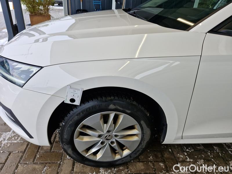  Skoda  Octavia  Combi (NX3)(2020) Oct.C.2.0TDI 110 4x4 Ambit AT #5