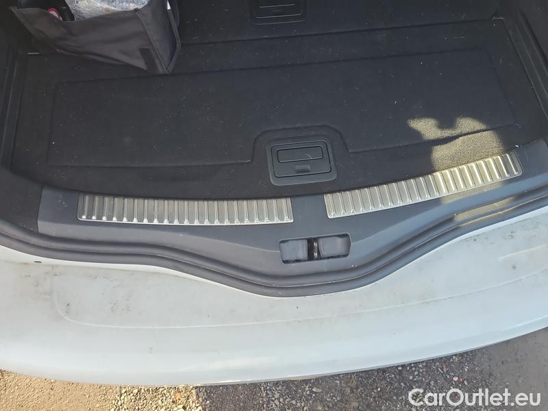  Renault  Megane  IV Estate  (2016)  GT 1.5dCi 115 Intens #18