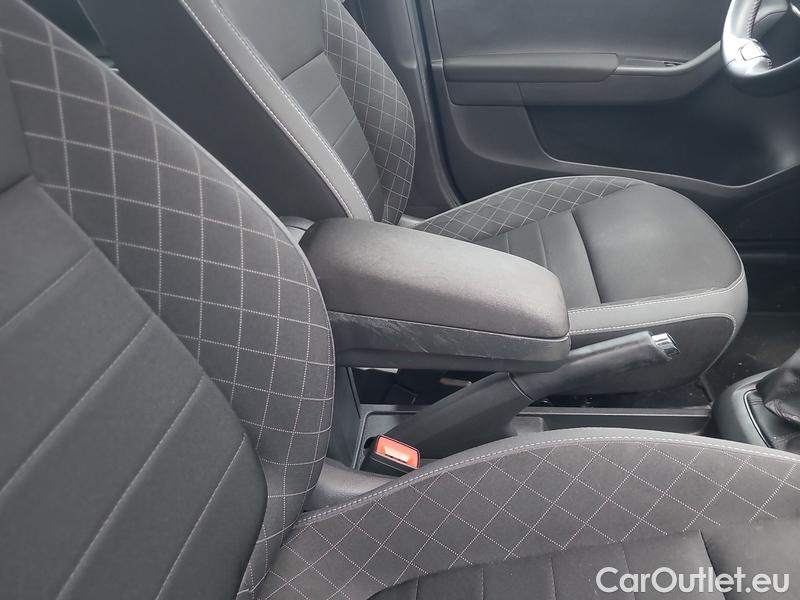  Skoda  Fabia  Combi (2015) Com.1.0TSI 70 Ambition 5d #48