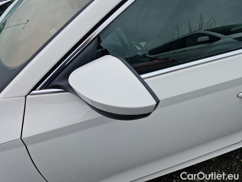  Skoda  Octavia  Combi (NX3)(2020) Oct.Combi 2.0TDI 85 Style #2