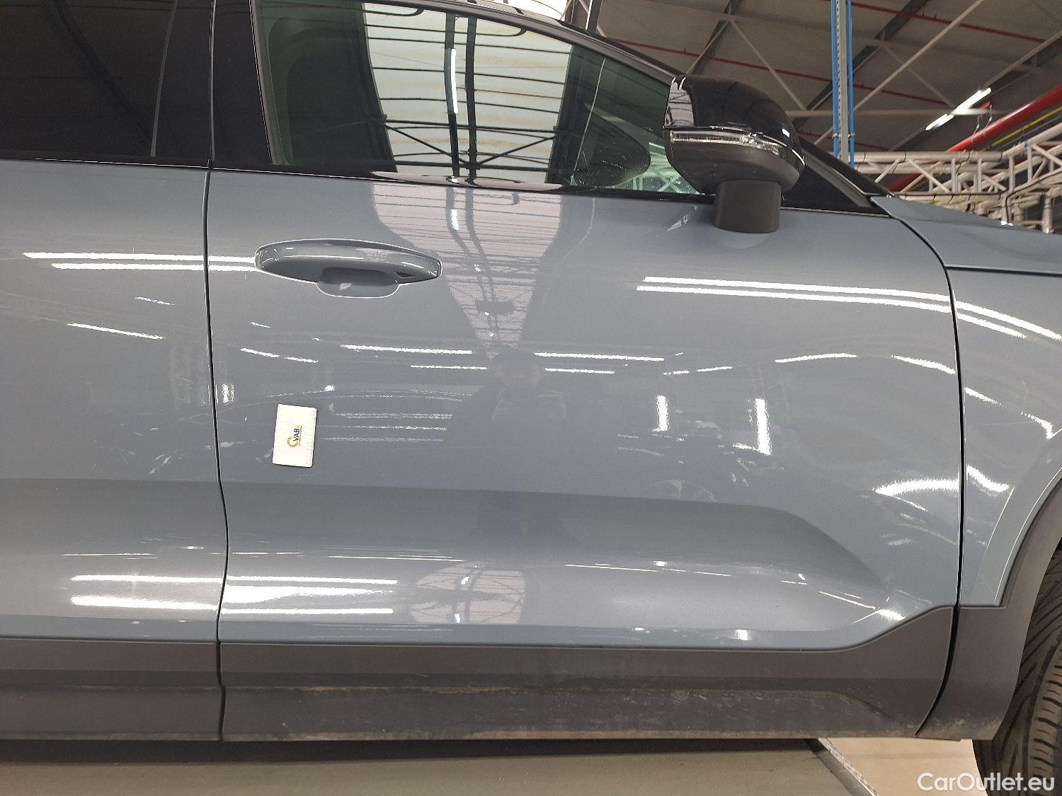  Volvo  XC 40 Volvo, XC40 '17 PHEV, Volvo XC40 T4 Recharge Geartronic R-Design 5d #16