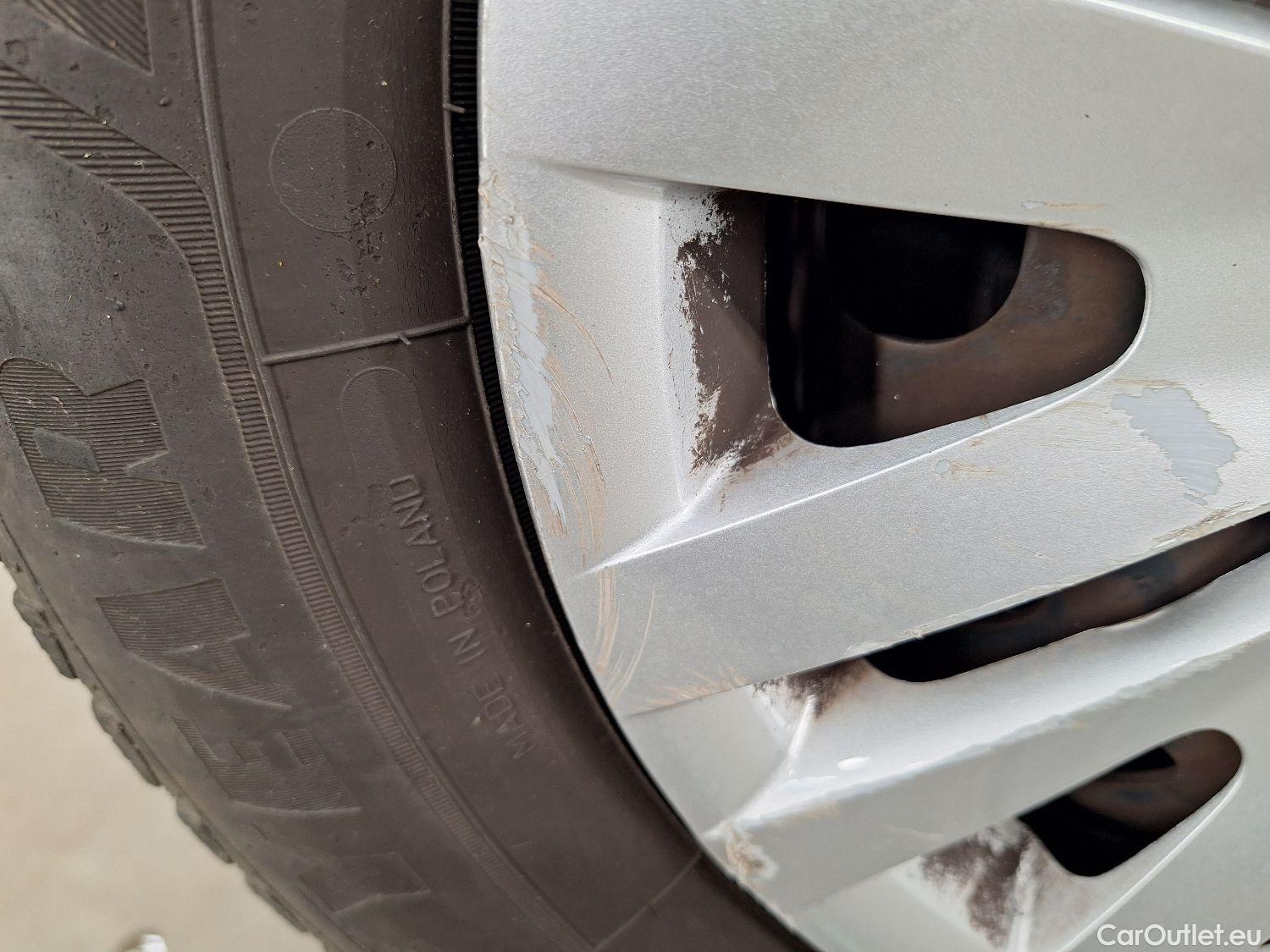  Volkswagen  Caddy VW,  '15, Volkswagen  1.4 TGi 81kW BMT Family 5d  #40