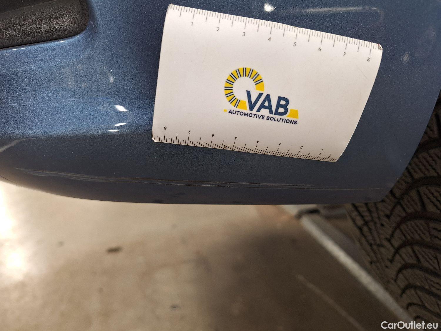  Volkswagen  Caddy VW,  '15, Volkswagen  1.4 TGi 81kW BMT Family 5d  #46