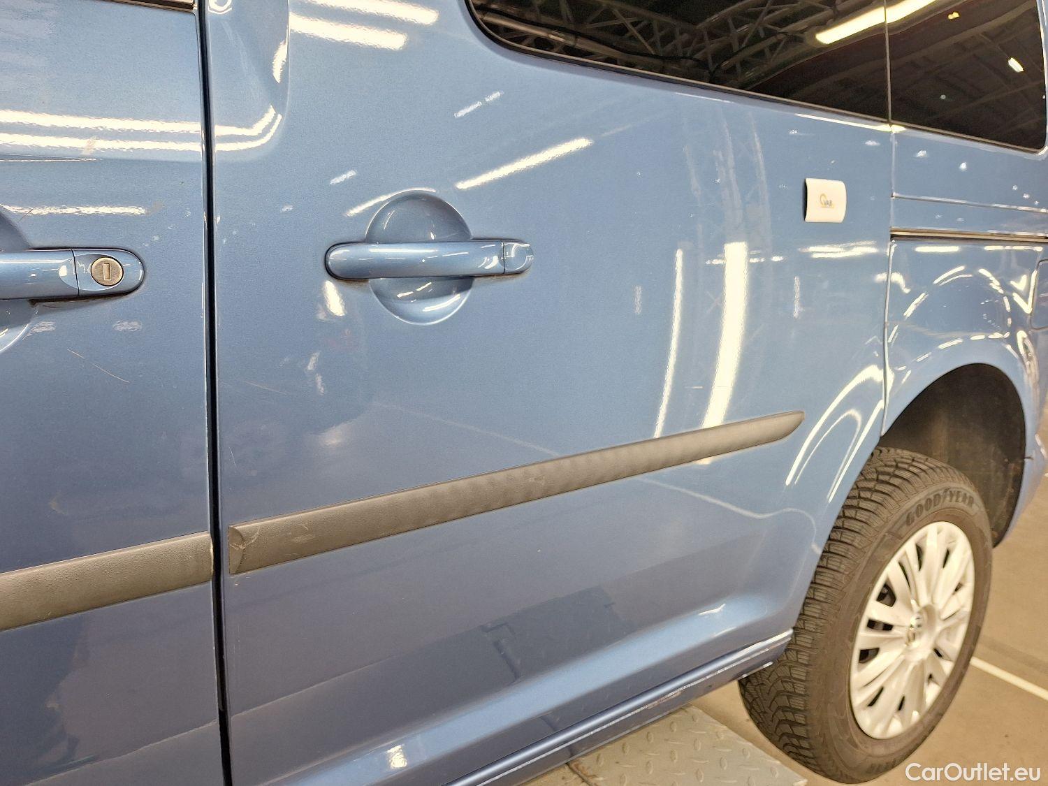  Volkswagen  Caddy VW,  '15, Volkswagen  1.4 TGi 81kW BMT Family 5d  #29