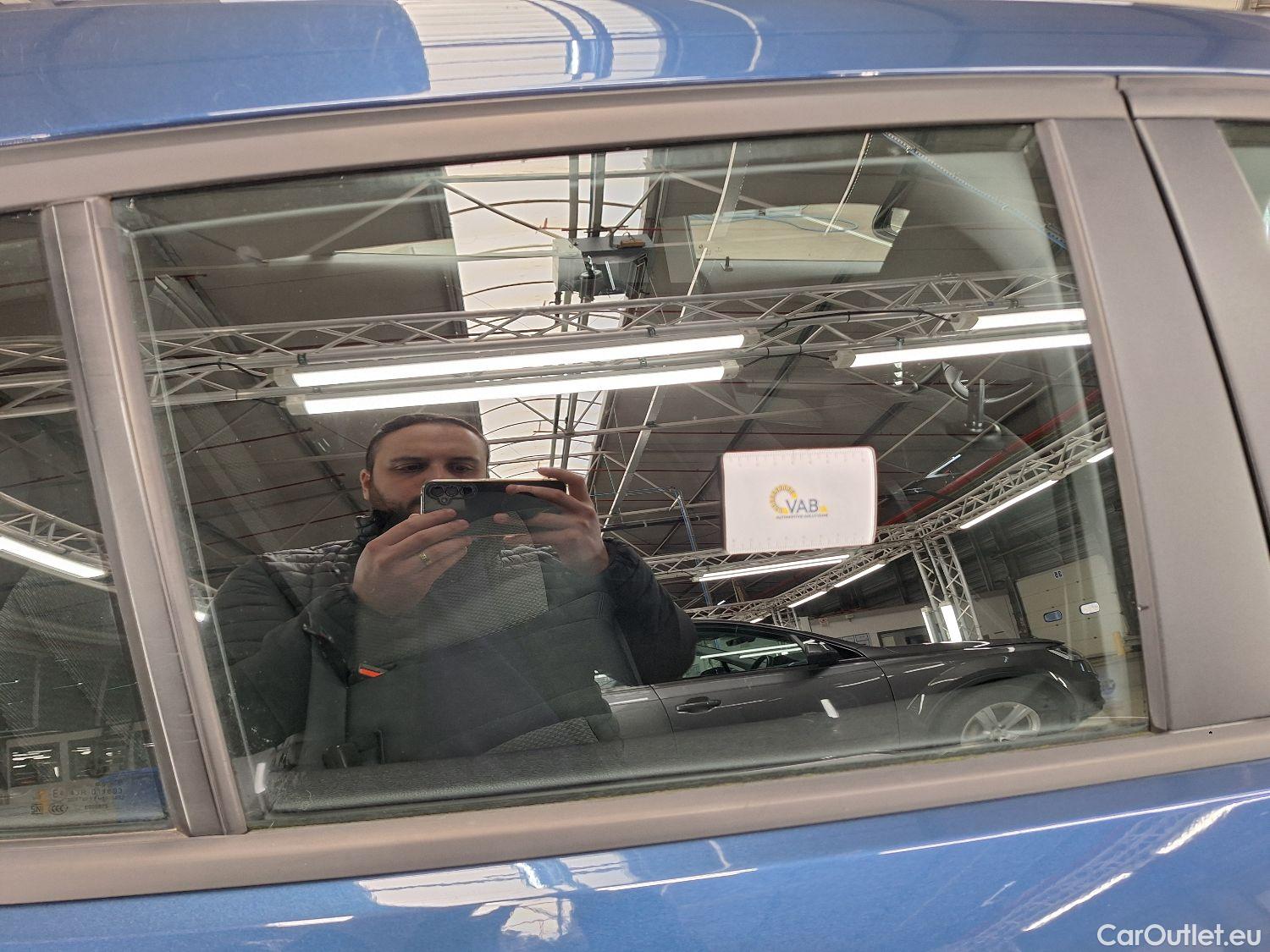  Bmw  Serie 1 BMW, 1-serie '19, BMW 1 Reeks Hatch 116dA (85 kW) 5d #27