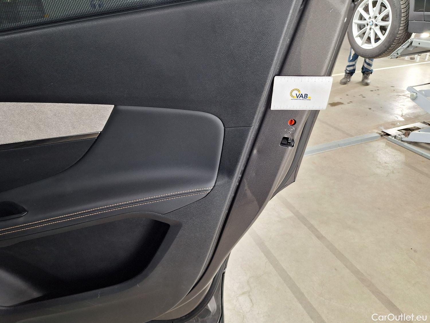  Peugeot  5008 Peugeot,  FL'20, Peugeot  1.5 BlueHDi 96kW S&S EAT8 GT 5d #25