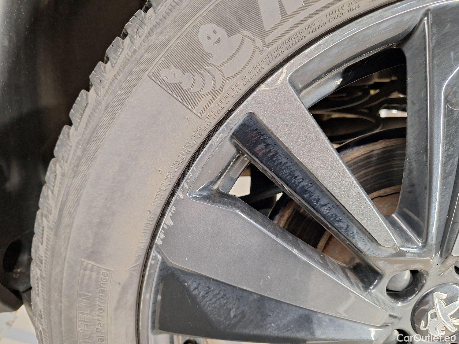  Peugeot  5008 Peugeot,  FL'20, Peugeot  1.5 BlueHDi 96kW S&S EAT8 GT 5d #6