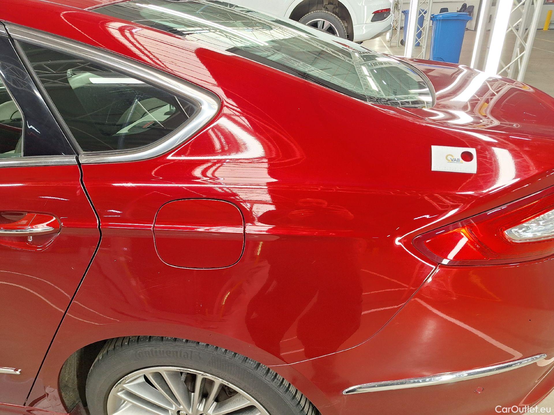  Ford  Mondeo Ford,  5d '14, Ford  2.0TDCi 110kW Vignale 4d #10