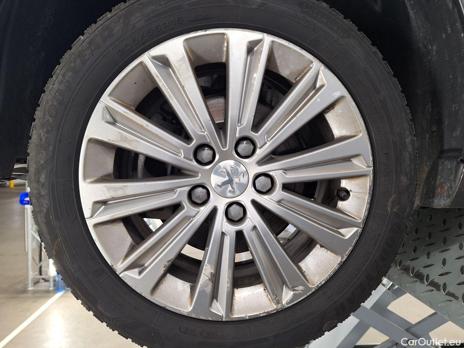  Peugeot  308 Peugeot,  SW FL'17, Peugeot  SW 1.5 BlueHDi 130 S&S EAT8 Allure 5d #22